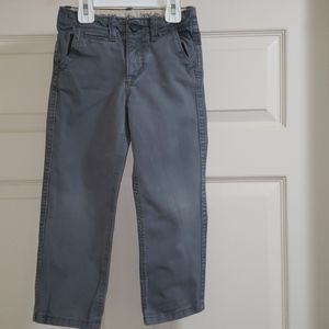 Baby Gap toddler boys size 5T gray khaki  pants